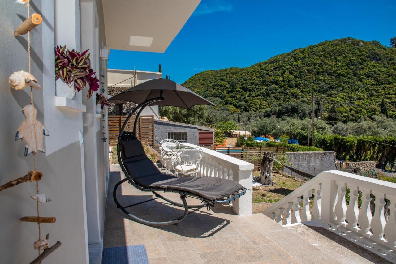 Nausika Rustic Cottage باليوكاستريتسا المظهر الخارجي الصورة