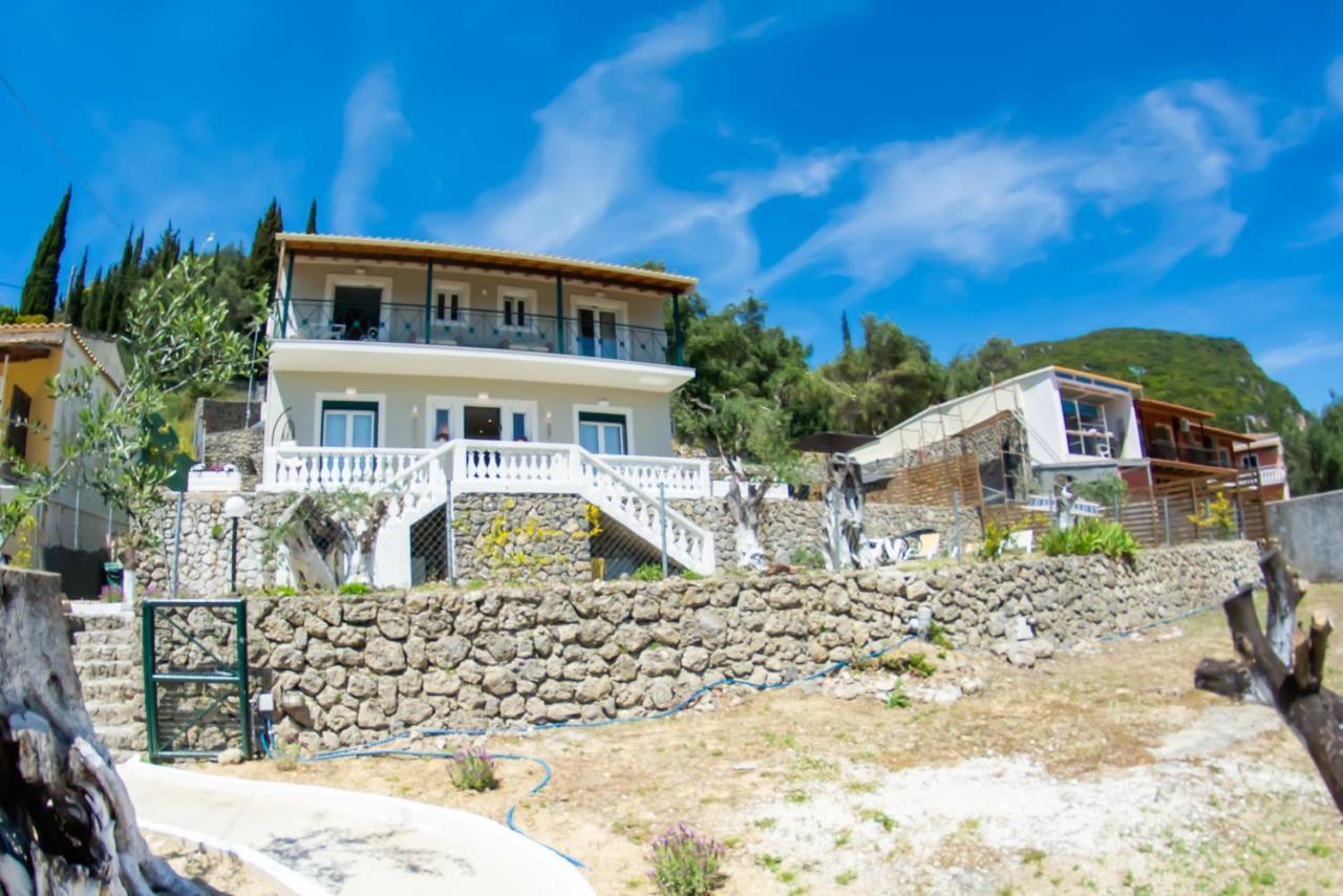 Nausika Rustic Cottage باليوكاستريتسا المظهر الخارجي الصورة
